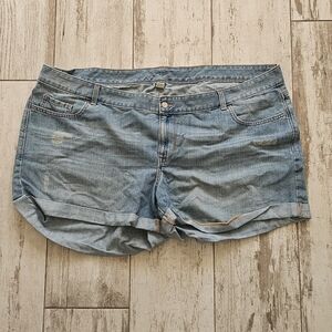 Old Navy NEW Denim Blue Women's Shorts 24